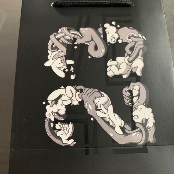 AirPod Case - Picture 7 of 9